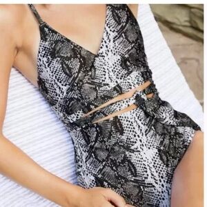 Aerie Monochrome Snake Print One Piece Swimsuit